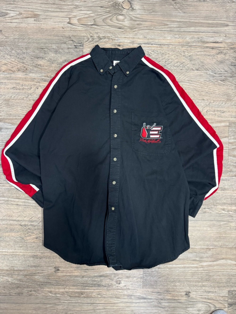Men's winner circle Dale Earnhardt men’s L button up NASCAR button up